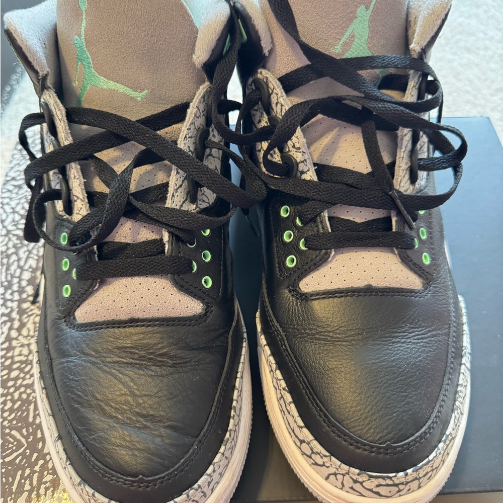 Air Jordan 3 Retro Black & Green Glow